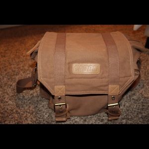 Caden Camera Bag